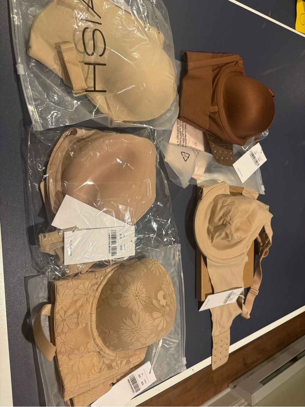 Five new HSIA bras 36D in different styles. Straps and strapless